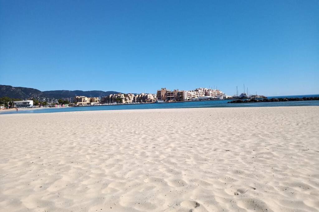 Face Mer Entre Plage Et Marina بورم لي ميموزا المظهر الخارجي الصورة